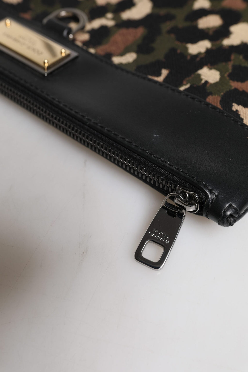 Multicolor Leopard Jacquard Print Logo Plaque Pouch Bag